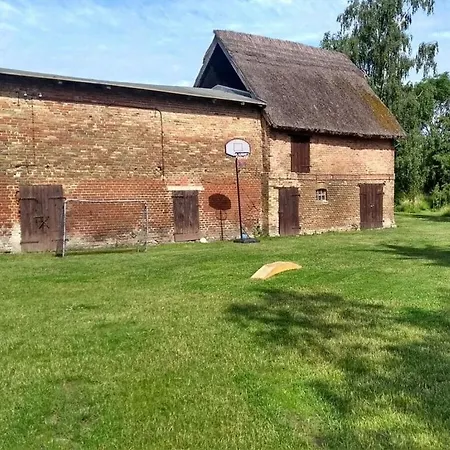 Granary - House By The Pond * Gellenthin